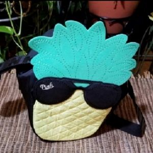 Pineapple shaped bag
Gently used 
No flaws